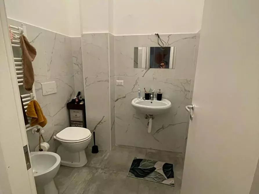 Immagine 7 di Appartamento in affitto  in Via degli Umiliati a Milano