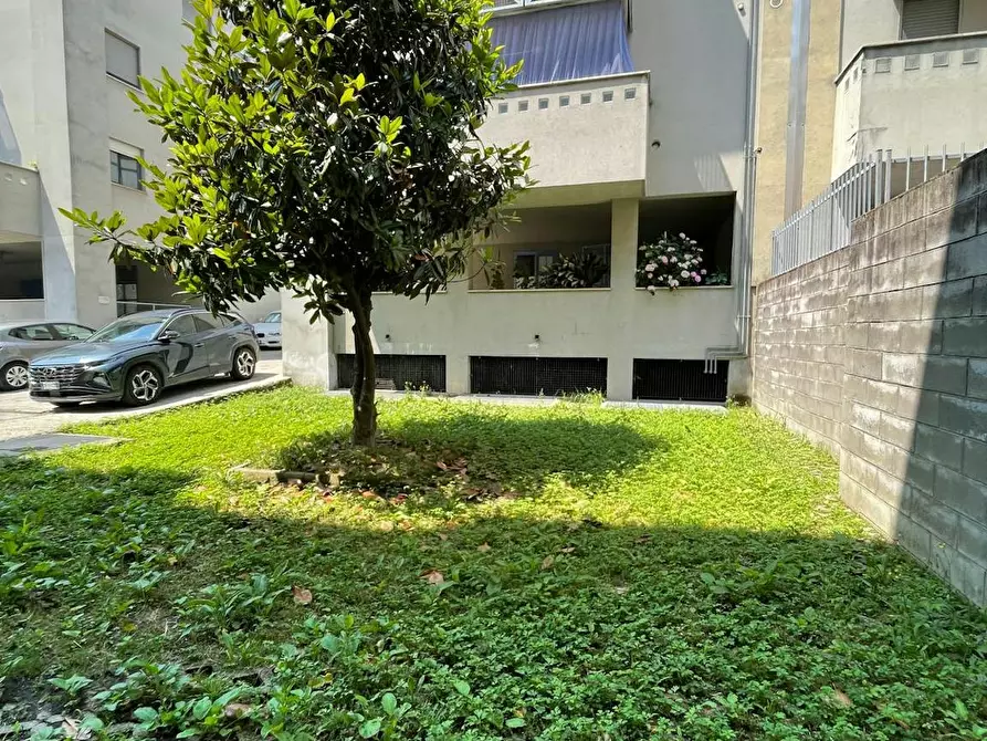 Immagine 4 di Appartamento in affitto  in Via degli Umiliati a Milano