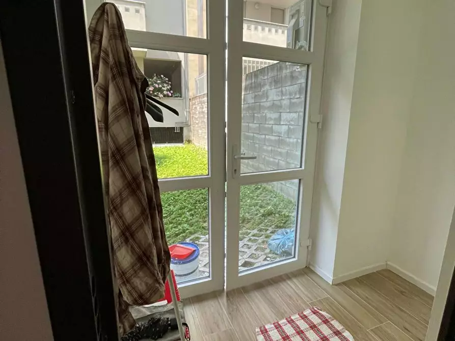 Immagine 5 di Appartamento in affitto  in Via degli Umiliati a Milano