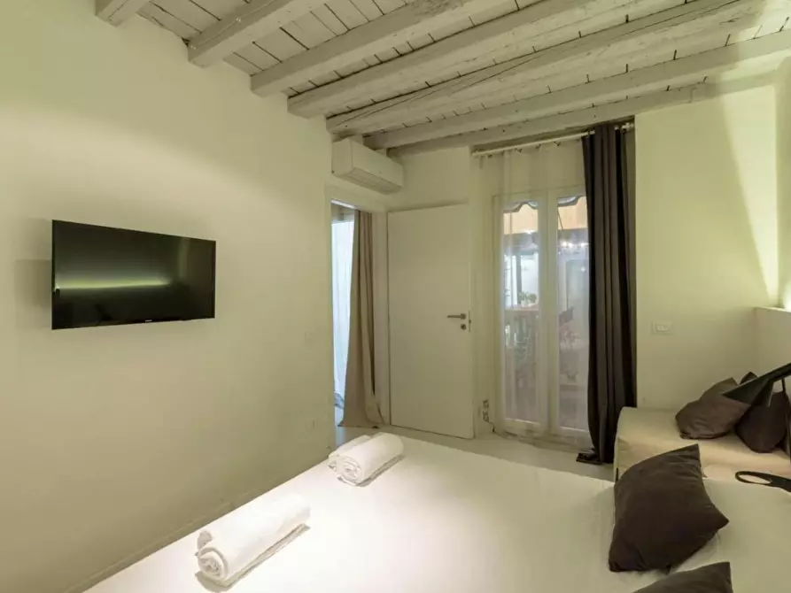 Immagine 7 di Appartamento in affitto  in Borgo Pinti a Firenze