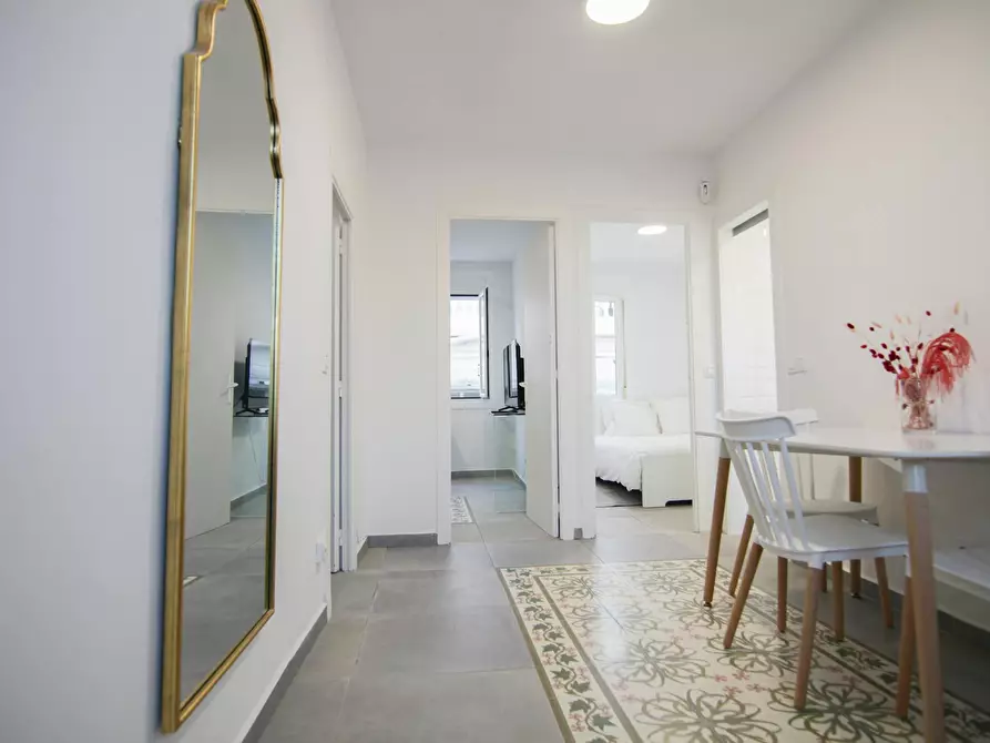 Immagine 1 di Appartamento in affitto  in Carrer de Sant Gil a Barcelona