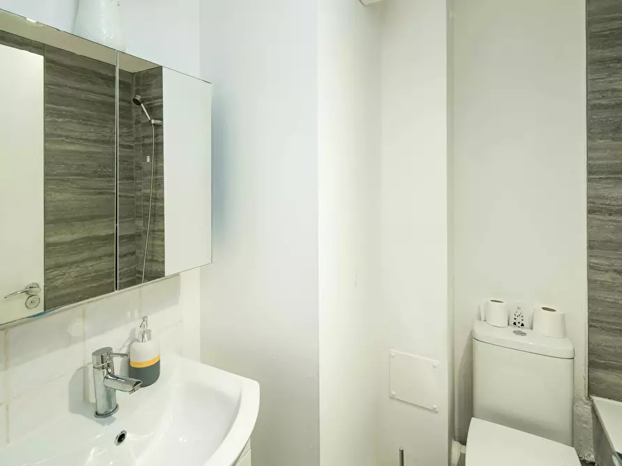 Immagine 5 di Casa indipendente in affitto  in Redford Close a Hounslow