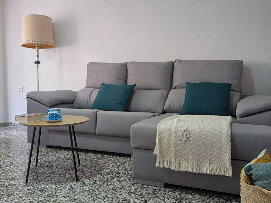 Immagine 3 di Appartamento in affitto  in Carrer de Baviera a El Realon