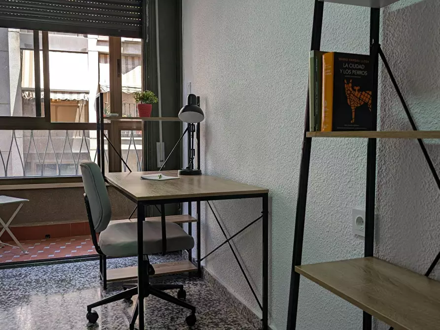 Immagine 9 di Appartamento in affitto  in Carrer de Baviera a El Realon