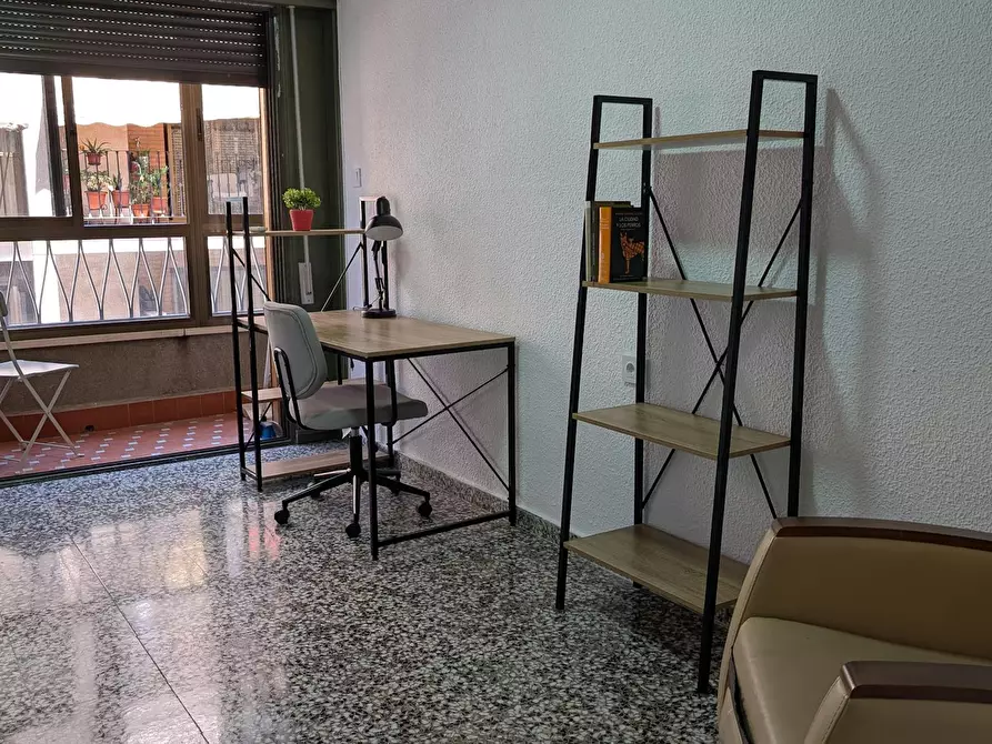 Immagine 7 di Appartamento in affitto  in Carrer de Baviera a El Realon