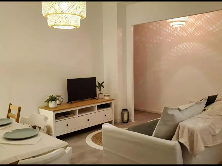 Immagine 4 di Appartamento in affitto  in Rue Fauchier a Marseille 02