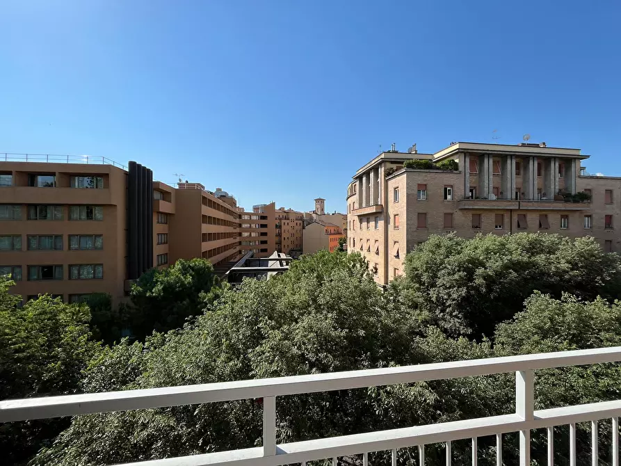 Immagine 10 di Appartamento in affitto  in Via Milazzo a Bologna