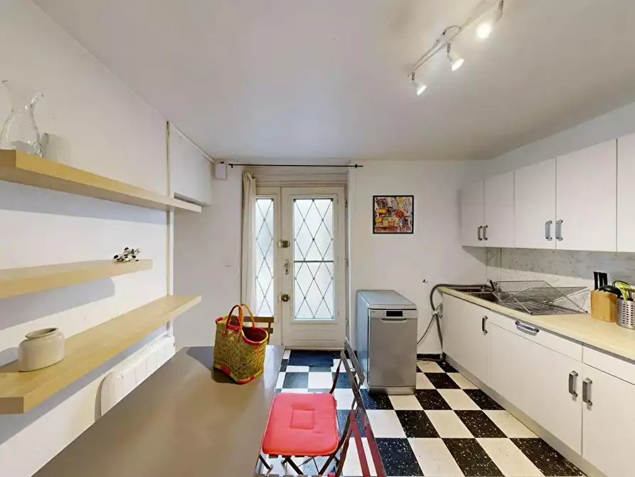 Immagine 9 di Casa indipendente in affitto  in Rue Saint-Guillaume a Avignon