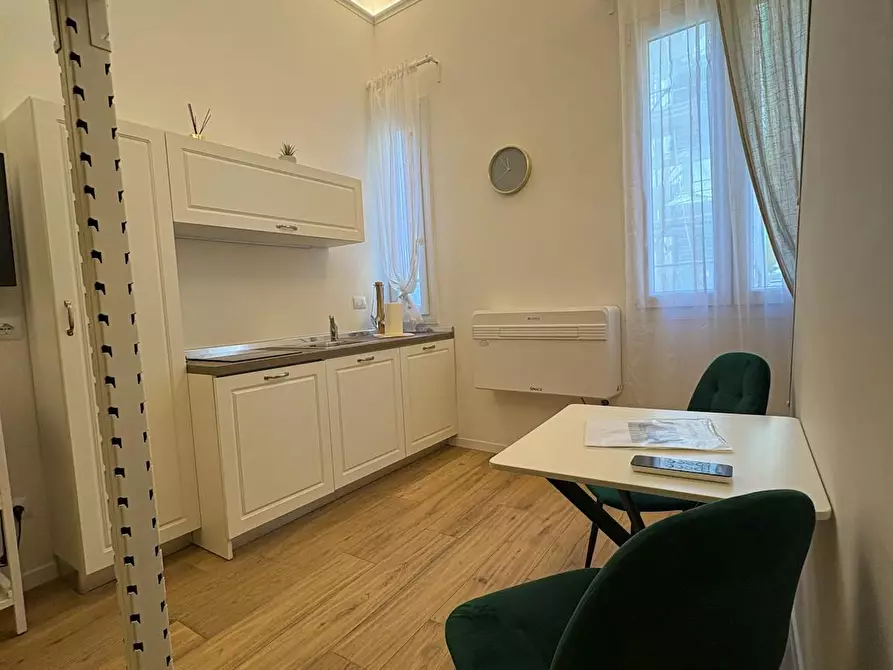 Immagine 1 di Casa indipendente in affitto  in Via Faenza a Firenze