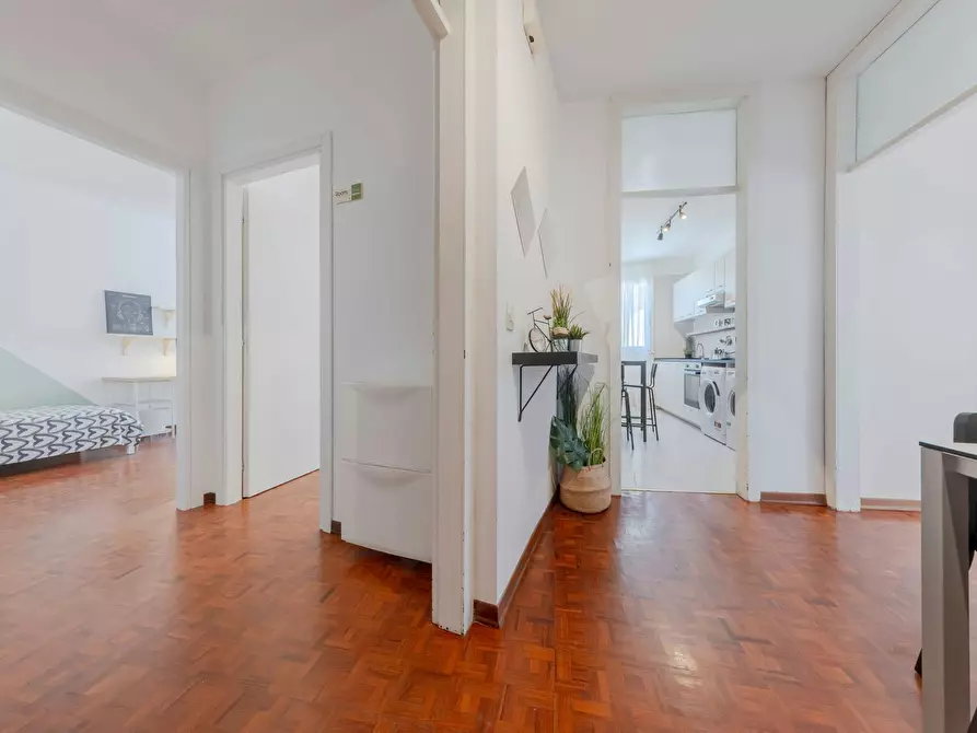 Immagine 8 di Camera in affitto  in Via Ognissanti a Padova