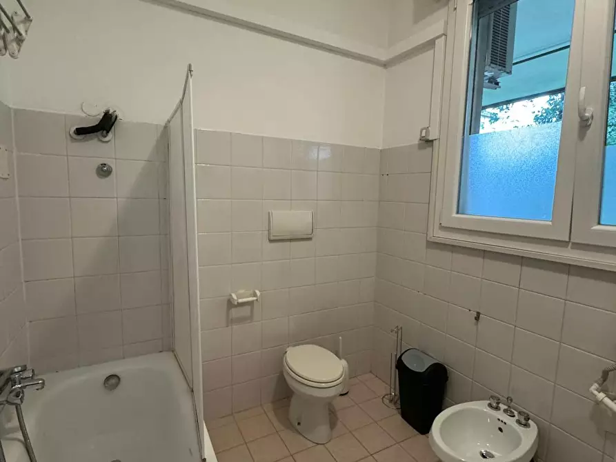 Immagine 8 di Camera condivisa in affitto  in Via Tirana a Padova