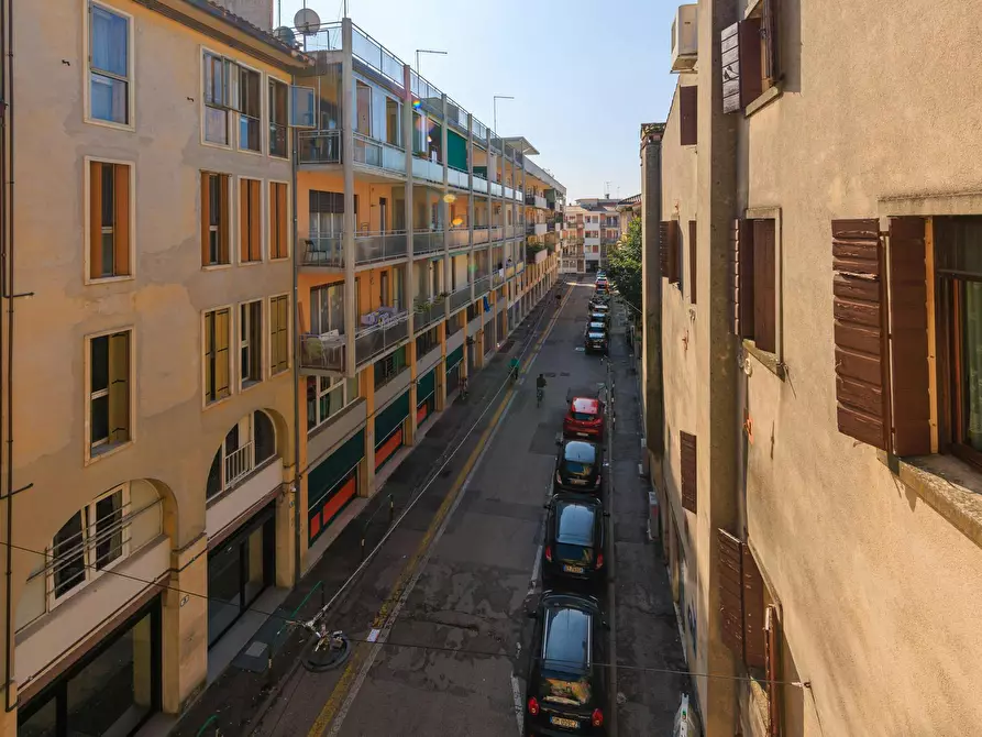 Immagine 7 di Camera in affitto  in Via Ognissanti a Padova