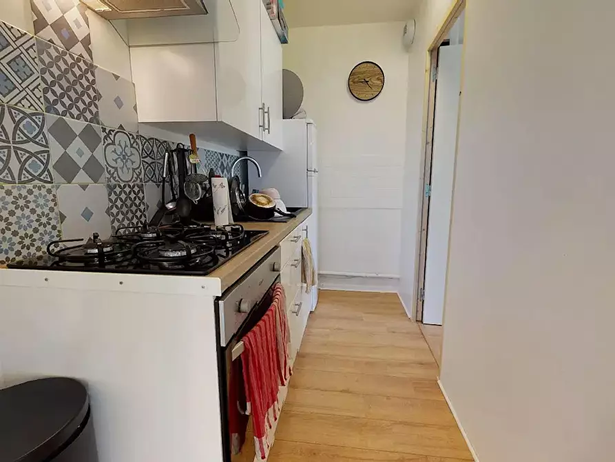 Immagine 7 di Camera in affitto  in Rue Ernest Renan a Vénissieux