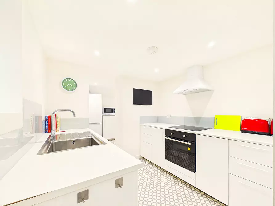 Immagine 2 di Casa indipendente in affitto  in London Road a Prestbury