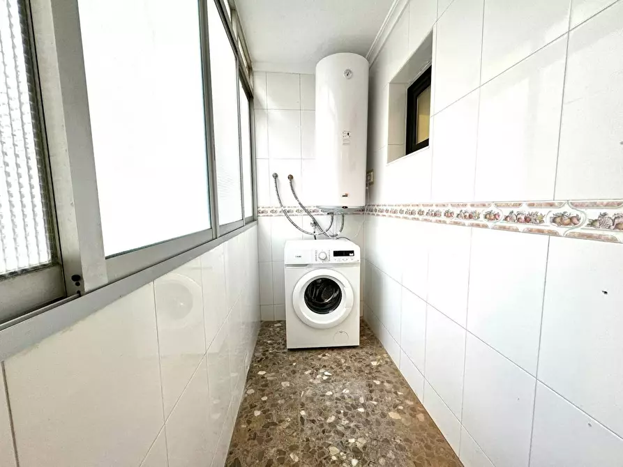 Immagine 8 di Camera in affitto  in Calle de Casiopea a Alicante/Alacant
