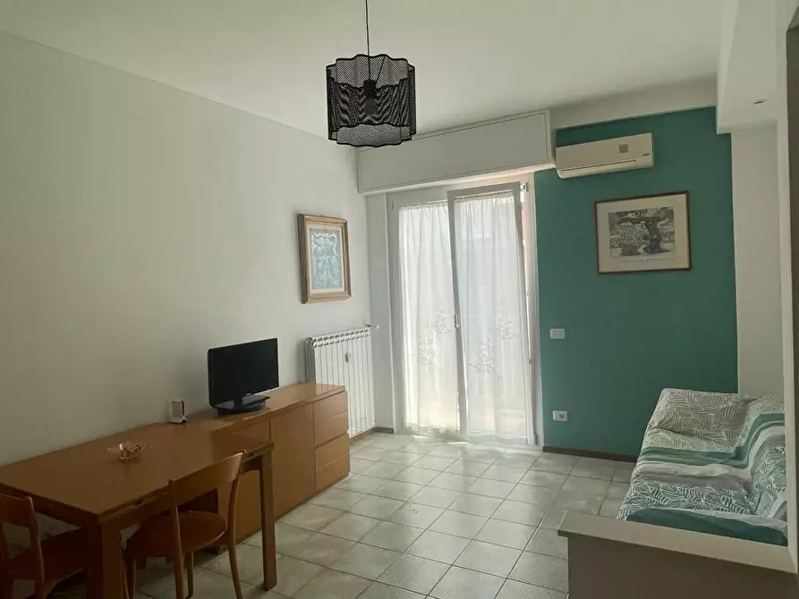 Immagine 1 di Appartamento in affitto  in Via Sebino a Milano