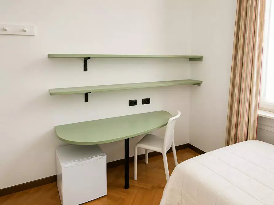 Immagine 1 di Camera in affitto  in Via Francesco Sforza a Milano
