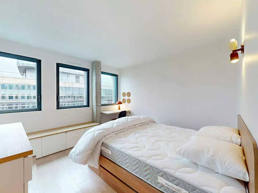 Immagine 8 di Appartamento in affitto  in Rue Cambronne a Paris