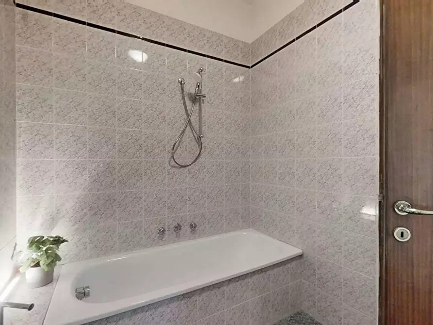 Immagine 6 di Camera in affitto  in Via Enrico degli Scrovegni a Padova