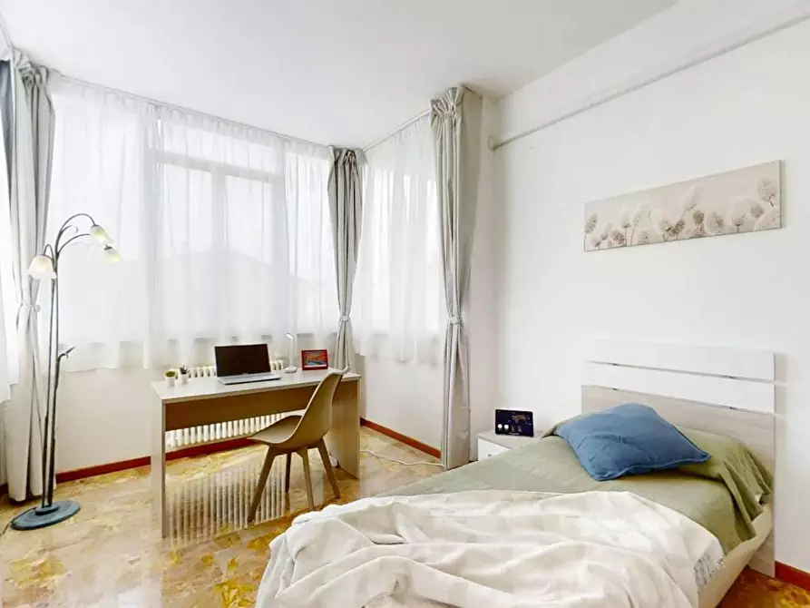 Immagine 3 di Camera in affitto  in Via Vittorio Alfieri a Bagnoli Di Sopra