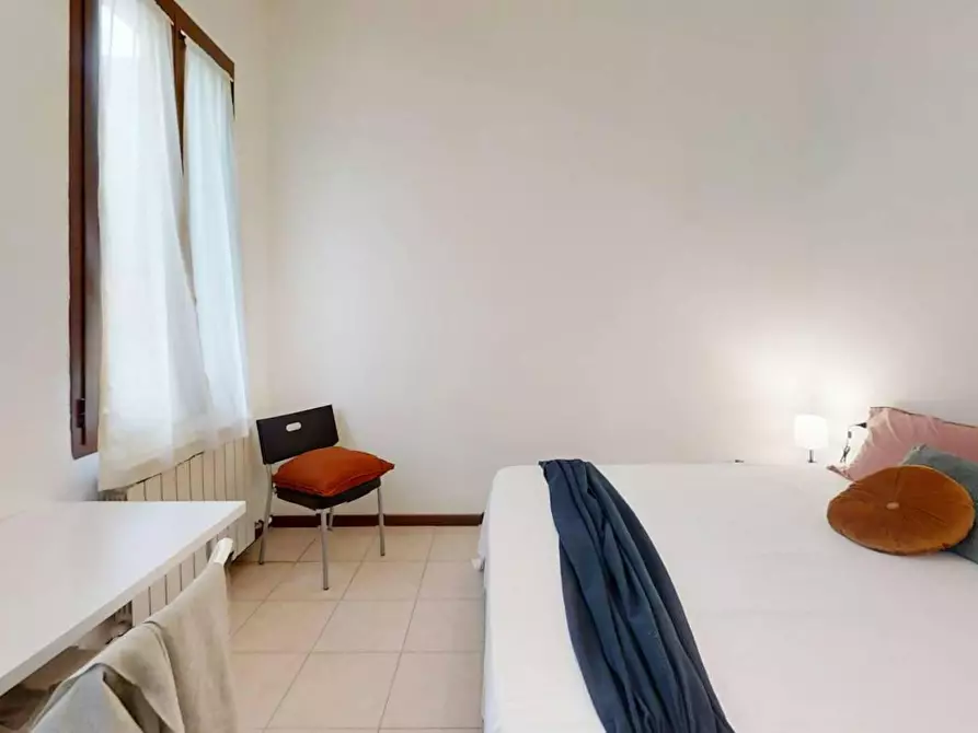 Immagine 3 di Camera in affitto  in Via dei Fioreri a Venezia