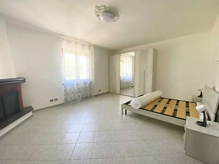 Immagine 2 di Camera in affitto  in Via Emilia a Pisa