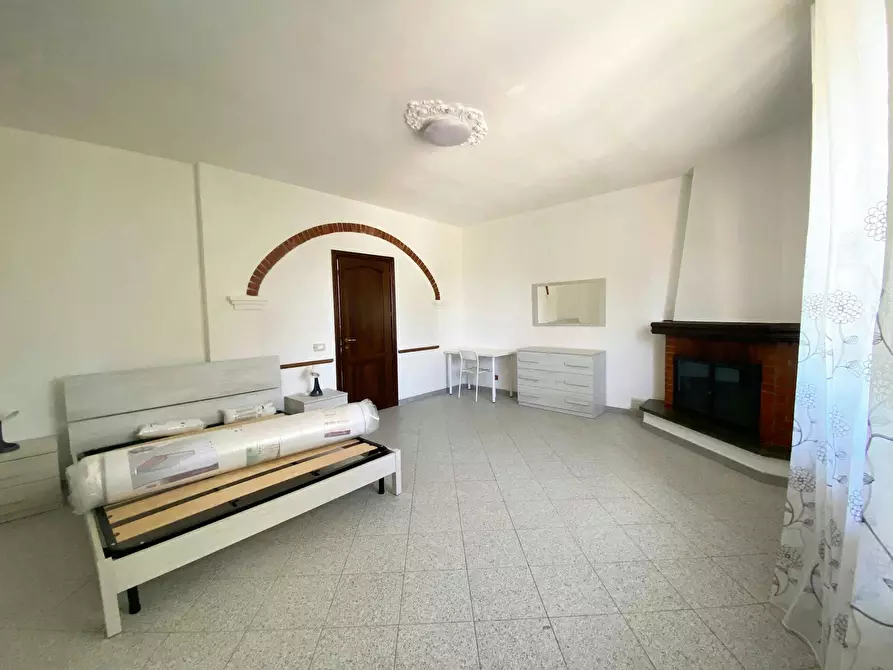 Immagine 3 di Camera in affitto  in Via Emilia a Pisa