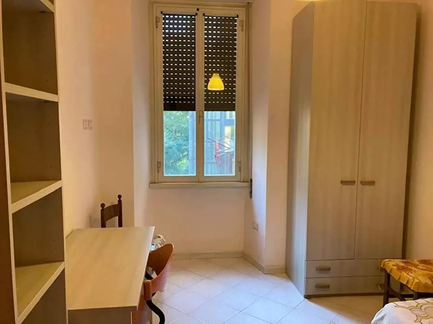 Immagine 1 di Camera in affitto  in Via Portuense a Roma