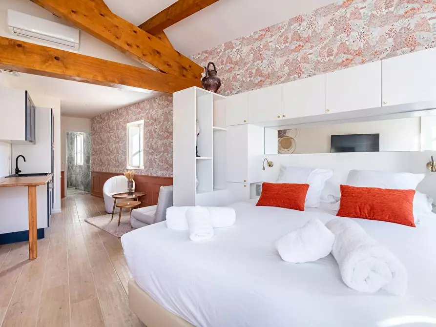 Immagine 5 di Appartamento in affitto  in Cours Gimon a Salon-de-Provence