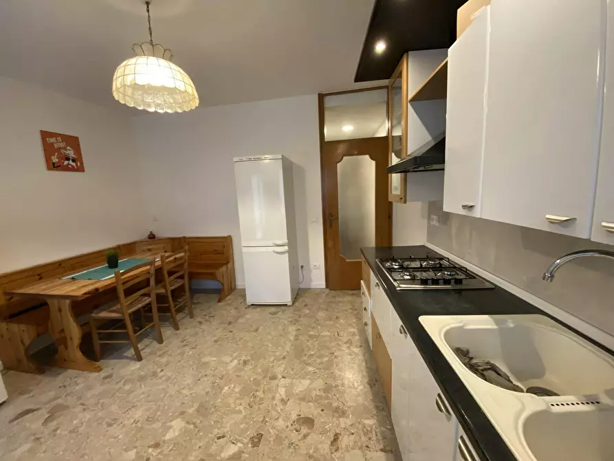 Immagine 6 di Camera in affitto  in Via S. Maria a Rovereto