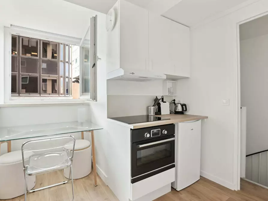 Immagine 10 di Appartamento in affitto  in Rue Gaston de Caillavet a Paris