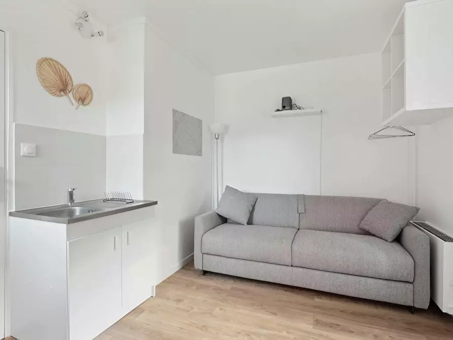 Immagine 3 di Appartamento in affitto  in Rue Gaston de Caillavet a Paris