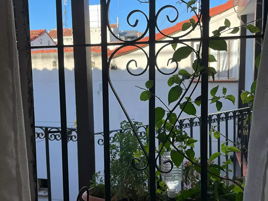 Immagine 4 di Appartamento in affitto  in Calle de la Sombrerería a Madrid