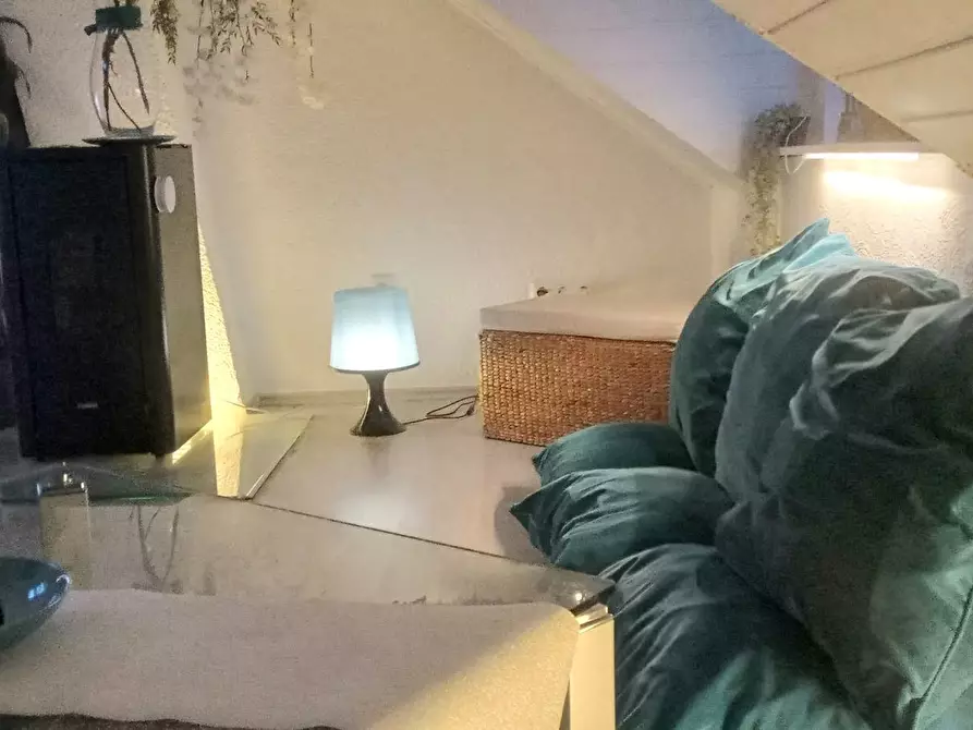 Immagine 4 di Camera in affitto  in Hermesgasse a Köln