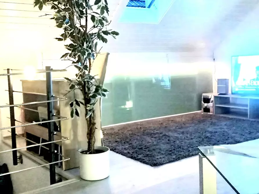 Immagine 1 di Camera in affitto  in Hermesgasse a Köln