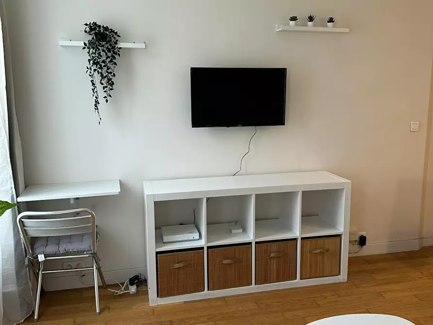 Immagine 6 di Appartamento in affitto  in Rue Oberkampf a Paris