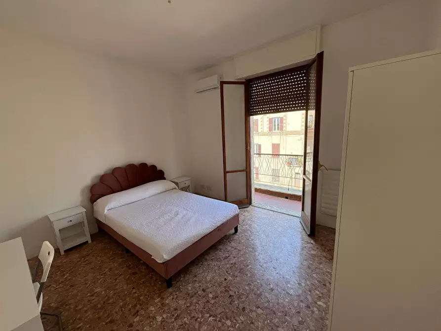 Immagine 1 di Camera in affitto  in Via Imperia a Roma