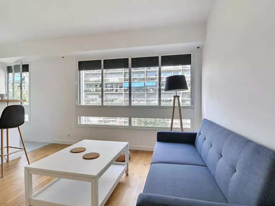 Immagine 3 di Appartamento in affitto  in Rue Vauvenargues a Paris 18