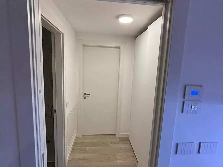 Immagine 5 di Appartamento in affitto  in Via Giampietro Lucini a Milano