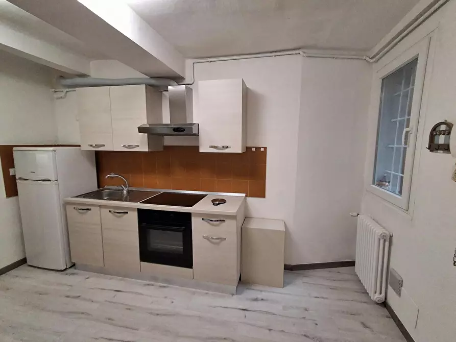 Immagine 9 di Appartamento in affitto  in Via Broccaindosso a Bologna
