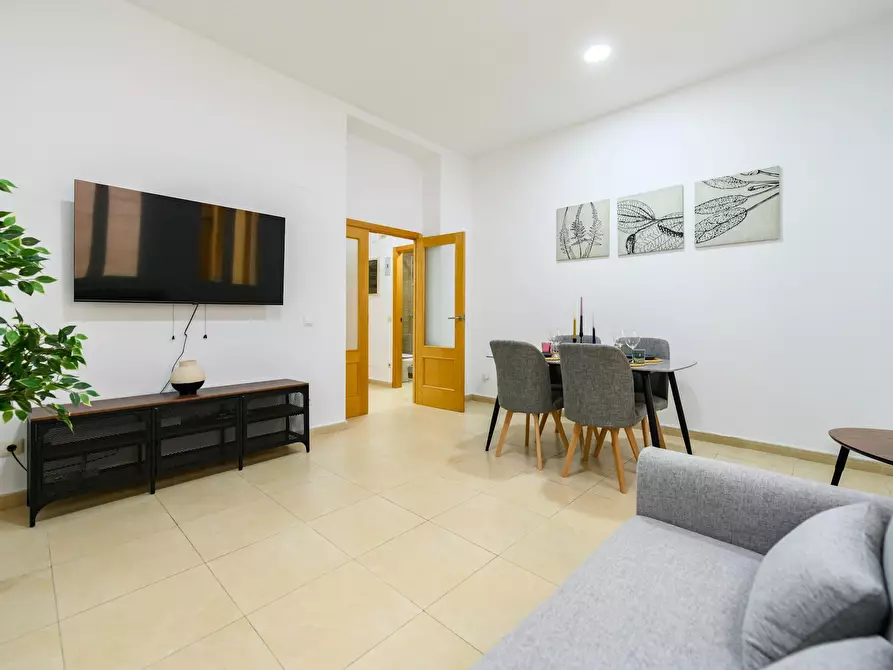 Immagine 10 di Appartamento in affitto  in Calle de las Infantas a Madrid