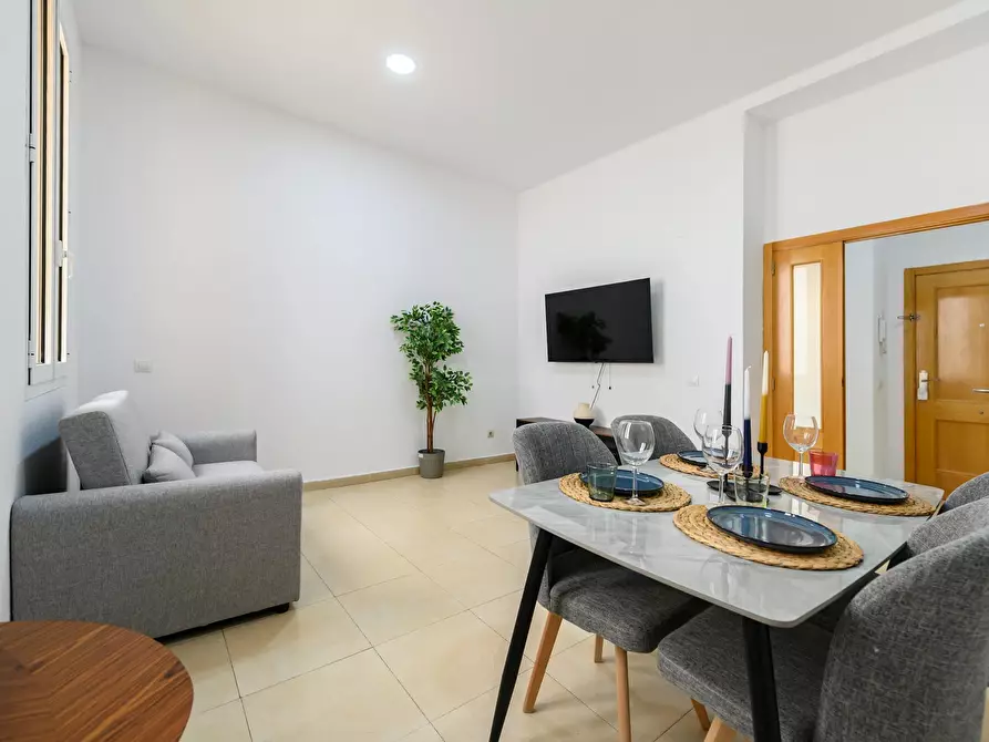 Immagine 2 di Appartamento in affitto  in Calle de las Infantas a Madrid