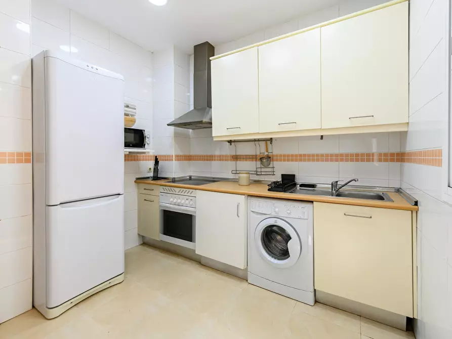 Immagine 3 di Appartamento in affitto  in Calle de las Infantas a Madrid