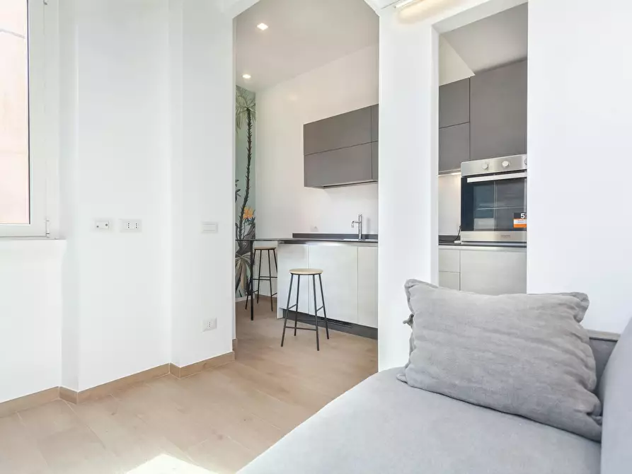 Immagine 4 di Casa indipendente in affitto  in Via dell'Argilla a Roma