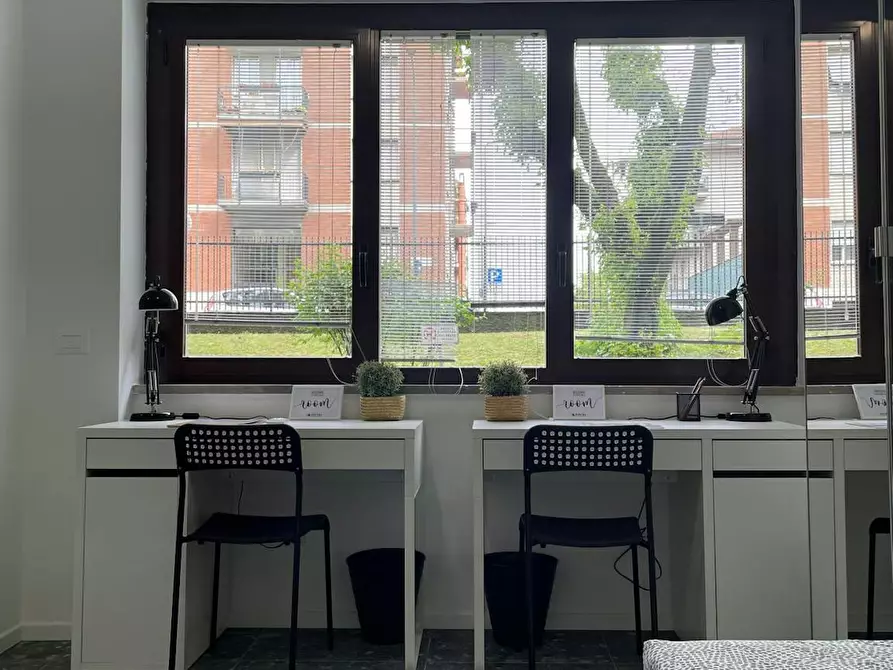Immagine 2 di Camera condivisa in affitto  in Via Monte San Genesio a Milano