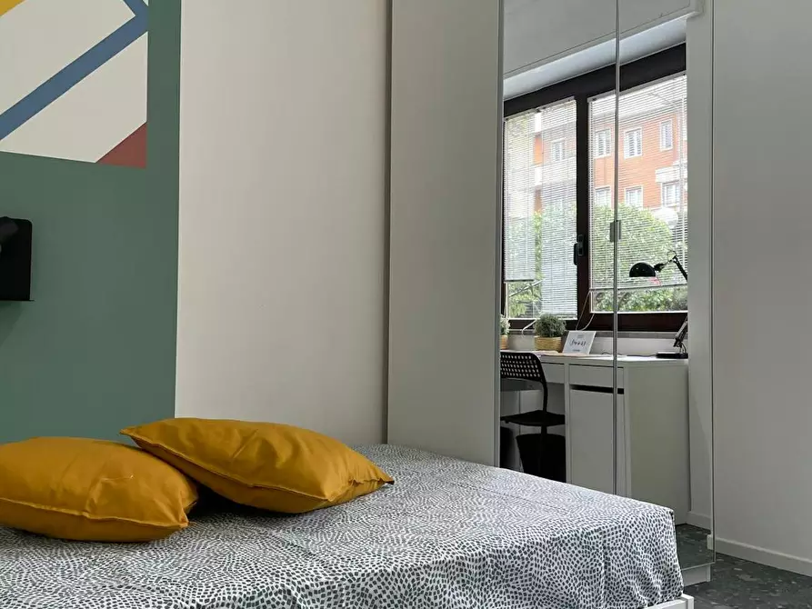 Immagine 5 di Camera condivisa in affitto  in Via Monte San Genesio a Milano