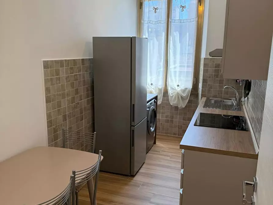 Immagine 10 di Appartamento in affitto  in Via Claterna a Roma