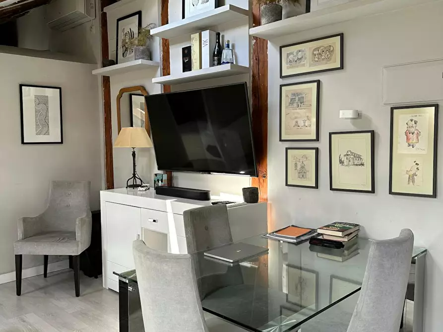 Immagine 4 di Appartamento in affitto  in Calle de Campoamor a Madrid