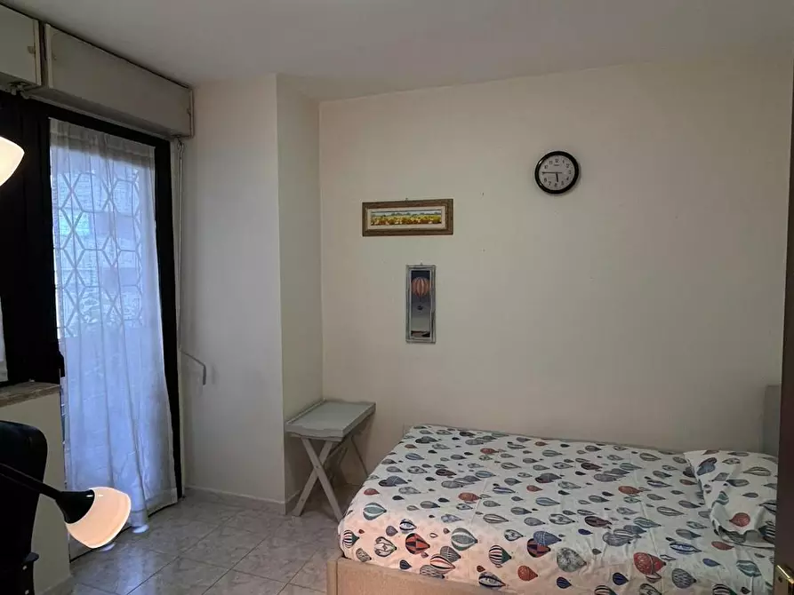 Immagine 1 di Camera in affitto  in Viale Londra a Roma