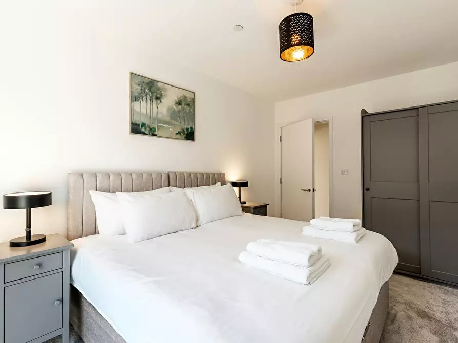 Immagine 4 di Appartamento in affitto  in West Parkside a Greenwich